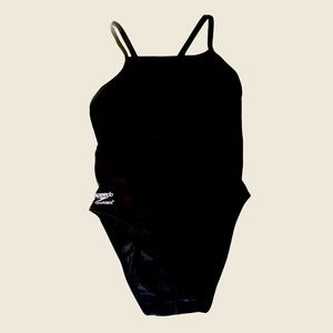 Speedo NEW BLACK Speedo Endurance one piece Sz 6/32